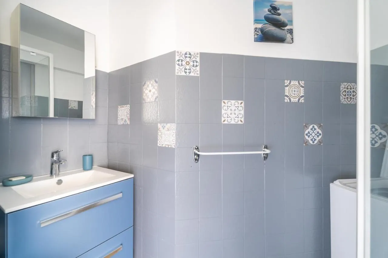 Grand Studio Proche Du Port Et Des Plages Sanary-sur-Mer Appartement